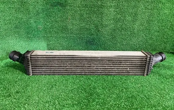 Audi A4 S4 B8 8K Intercooler radiator 8K0145805E
