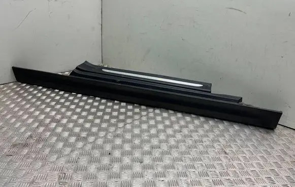 Mini One - Cooper F56 F55 Sill 16189910