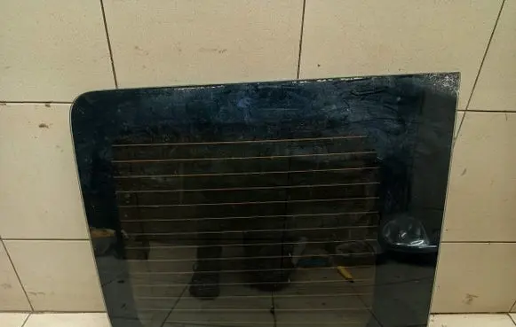 Opel Vivaro Loading door trunk window/glass 43R00048