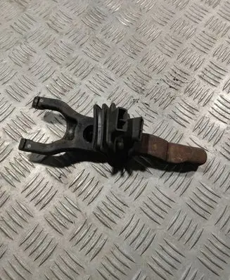 Toyota Hilux (AN10, AN20, AN30) Clutch release arm fork 