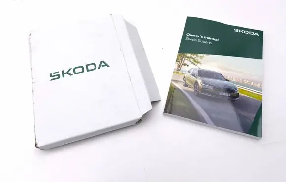 Skoda Superb B9 User manual 3P0012720AD 3V0016951C