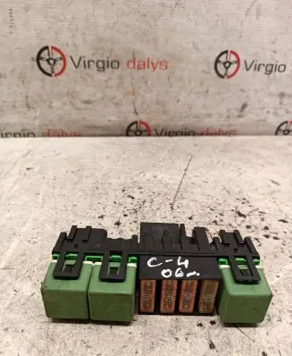 Citroen C4 I Fuse module 9620725080
