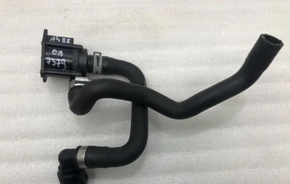 Audi A4 S4 B8 8K Water pump 8K0819147