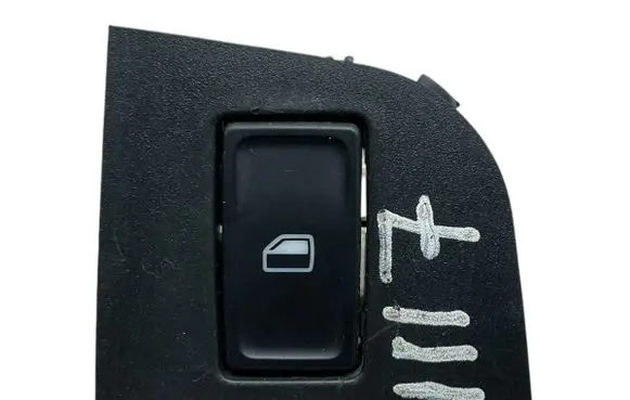 Skoda Octavia Mk3 (5E) Electric window control switch 5E0959855 5E0867185