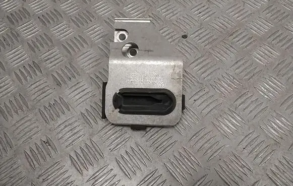 Mercedes-Benz EQE x294 Radiator mount bracket A0995013600
