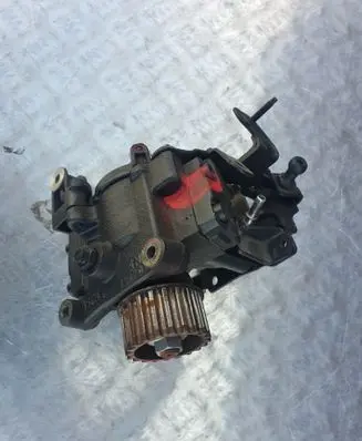 Renault Scenic III - Grand scenic III Fuel injection high pressure pump 8201100115
