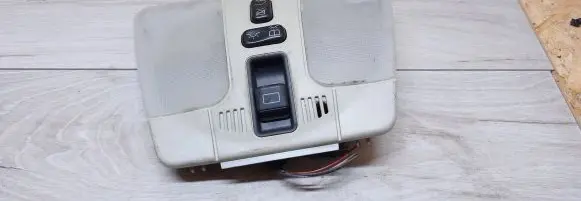 Mercedes-Benz E W210 Front seat light 2108202901