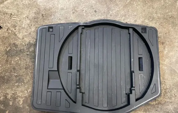 Audi A6 C7 Spare wheel section trim 4G9863547