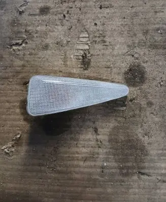 Dacia Sandero Front fender indicator light 8200602765