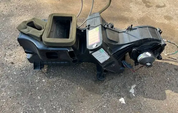 Chrysler PT Cruiser Interior heater climate box assembly 57584 790472N