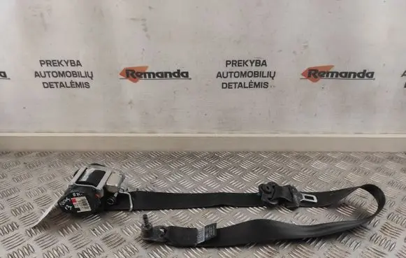 Ford Focus Front seatbelt BM5161295 625756000