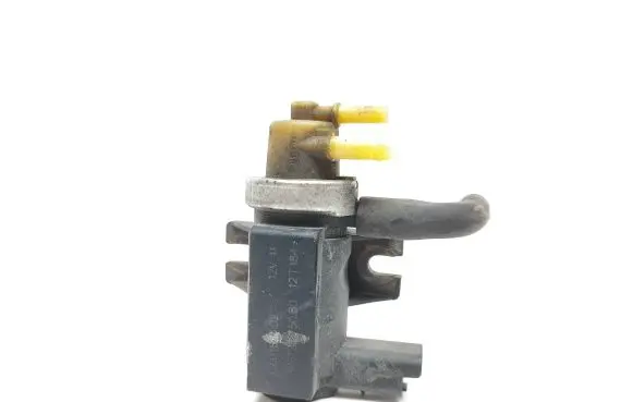 Volvo V40 Turbo solenoid valve 9672675080 12T184 7016302
