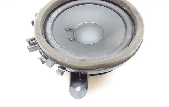 Volvo V70 Front door speaker 30657445