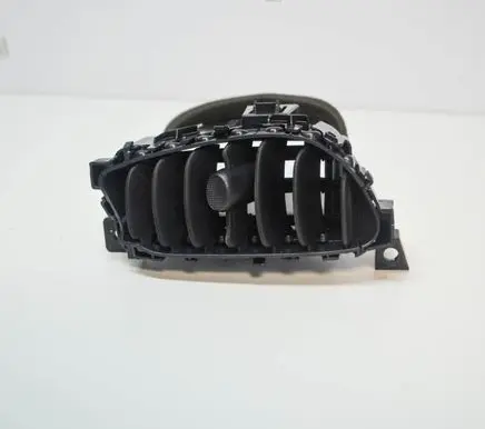 Nissan Juke I F15 Dashboard air vent grill cover trim 687511KE0A