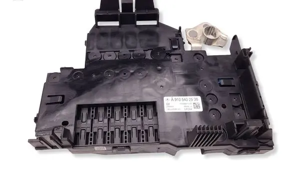 Mercedes-Benz Sprinter W907 W910 Fuse module A9105402536 19D126GB1401 P00398273AB