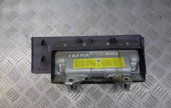 Fiat Croma Knee airbag 