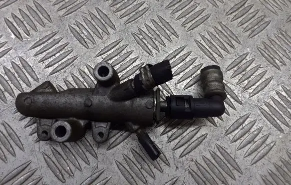 Opel Vectra C Fuel distributor 55202754