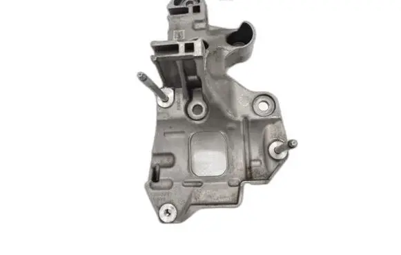 Renault Kadjar Generator/alternator bracket 117100072R