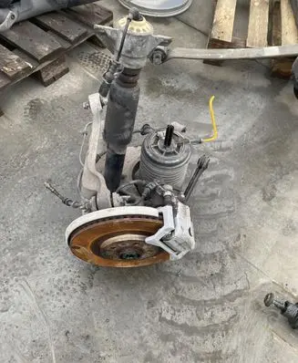 Porsche Macan (95B) Stub axle 95B51035E
