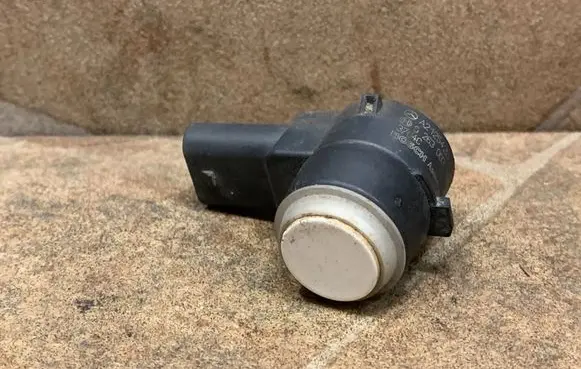 Mercedes-Benz E W212 Parking PDC sensor A2125420018