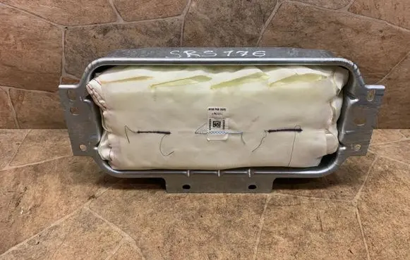 Mercedes-Benz GL X166 Passenger airbag 6111099