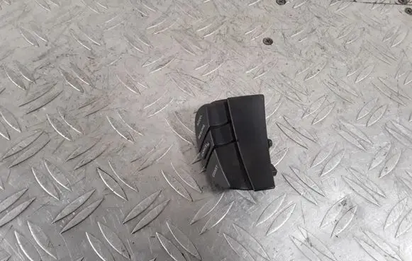 Chrysler Sebring (ST-22 - JR) Cruise control switch 04760352AE
