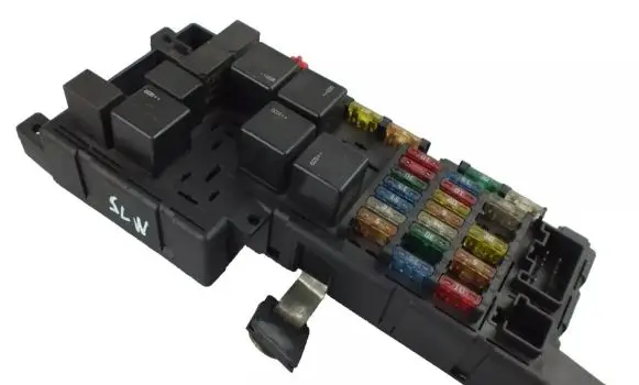 Volvo S60 Fuse module 8637841