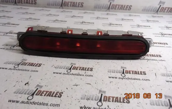 Toyota Corolla Verso AR10 Third/center stoplight