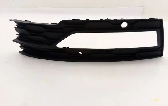 Skoda Octavia Mk3 (5E) Front bumper lower grill 5E3807681A