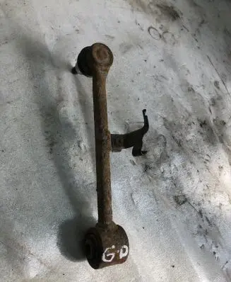 Lexus IS 220D-250-350 Rear upper control arm/wishbone