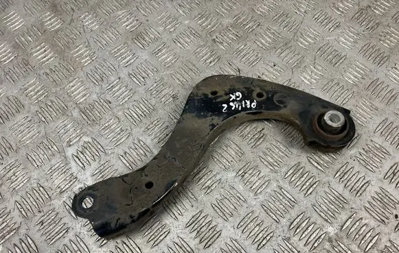 Rear control arm
