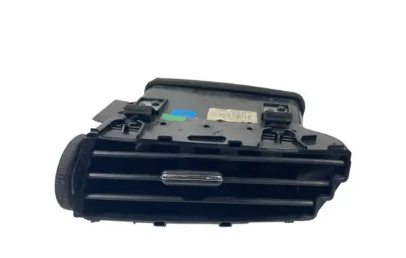 Nissan Qashqai Dash center air vent grill 687504EA0A