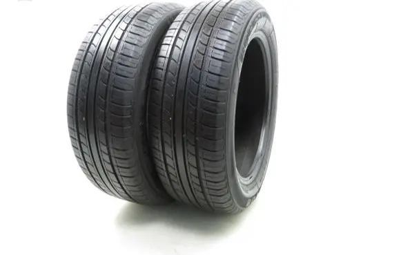 Volkswagen Golf V R16 summer tire 
