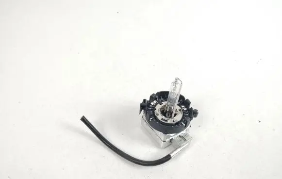BMW 5 E60 E61 Xenon bulb D1S