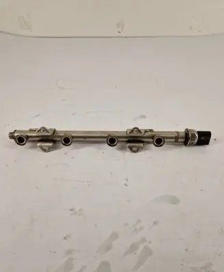 Volkswagen Golf Sportsvan Fuel main line pipe 04E133320D