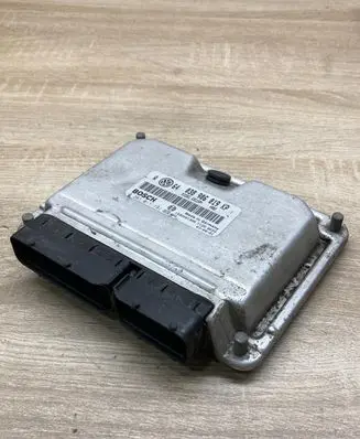 Volkswagen Golf IV Engine control unit/module ECU 038906019KP 0281011191