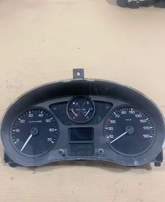 Citroen Berlingo Speedometer (instrument cluster) YUF4M631 2161548 5550013101