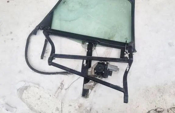 Audi A6 S6 C5 4B Rear door window/glass frame 