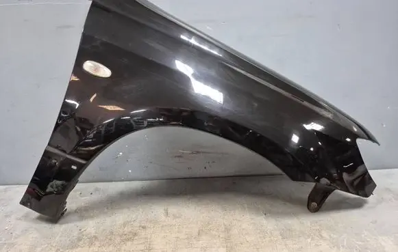 Mitsubishi Outlander Fender