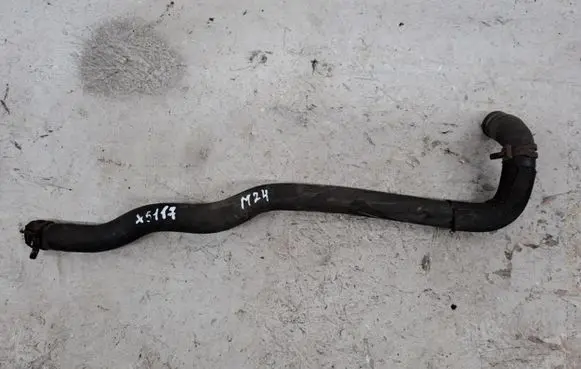 BMW 5 F10 F11 Engine coolant pipe/hose 911917404
