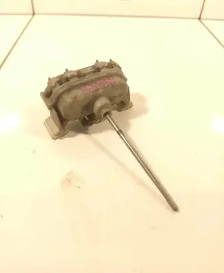 Audi A6 S6 C4 4A Central locking vacuum pump 4A0862153C