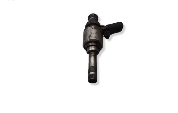 Volkswagen PASSAT CC Fuel injector 06H906036G