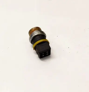 Volkswagen Golf III Air conditioning (A/C) pressure sensor WS2579