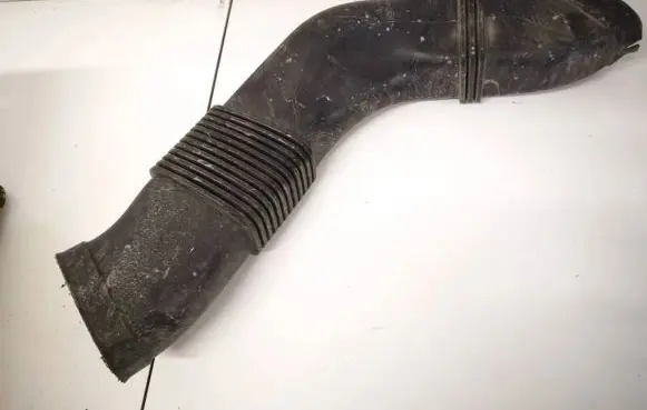 BMW 5 GT F07 Air intake hose/pipe 8513454 19385510