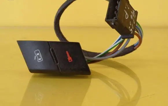 Audi A6 S6 C5 4B Central locking switch button 4B1962107B98
