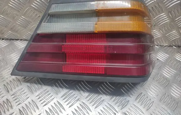 Mercedes-Benz E W124 Reverse light 06100519