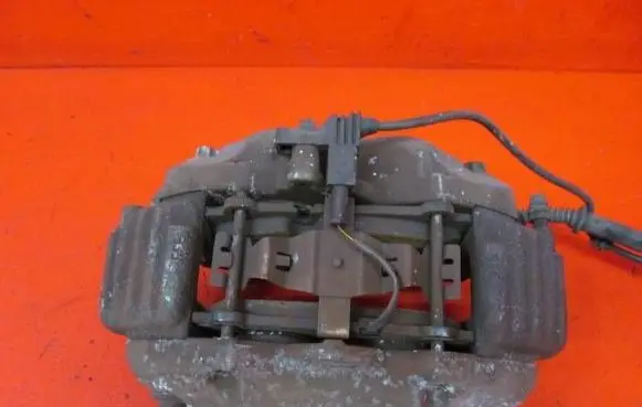 Mercedes-Benz S W221 Front brake caliper W21ZACISKPP