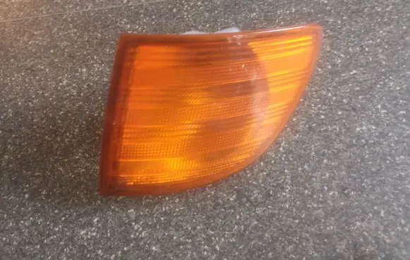 Mercedes-Benz Vito Viano W638 Front indicator light