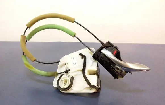 Mazda 6 Rear door lock