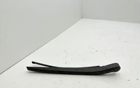 BMW 5 G30 G31 G38 Rear wiper blade W000078126